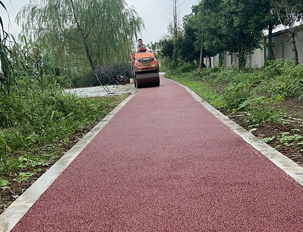 彩色瀝青路面做法及施工流程